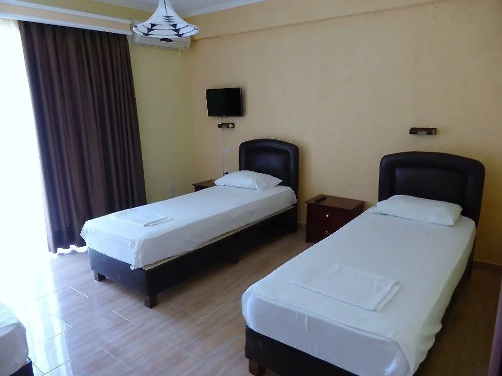 Olympic Bibis Hotel Metamorfosi  3*, Metamorfosi (Sithonia) Greece